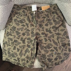 New youth Carhartt camp shorts
